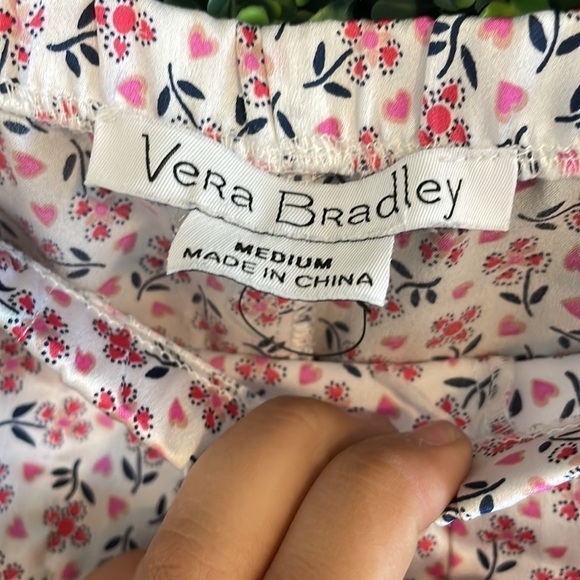 Vera Bradley
Floral Long Sleeve Button Front Pajama Set M - Picture 12 of 15